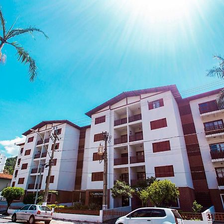 Apartamento Águas de Lindóia エクステリア 写真